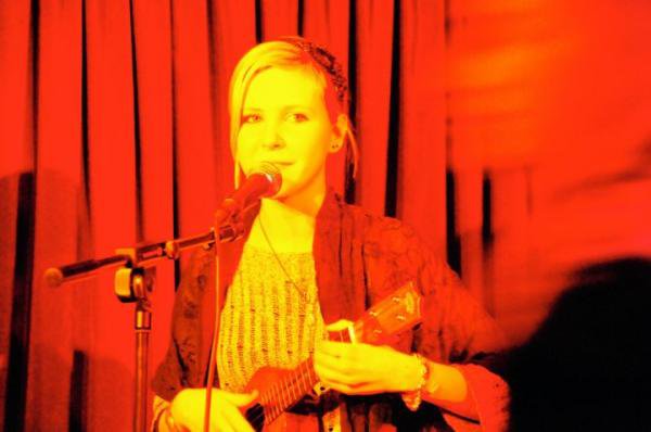 The ISLAND EXPERIMENTAL 8:  Something About Misty Miller (and her Instrument of Choice) By Wills Morgan 